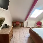 D'hotes Lambert Rouen Bed & Breakfast 3*