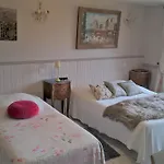D'hotes Lambert Rouen Bed & Breakfast Saint-Jean-du-Cardonnay