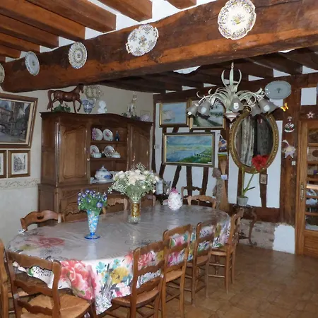 D'hotes Lambert Rouen Bed & Breakfast